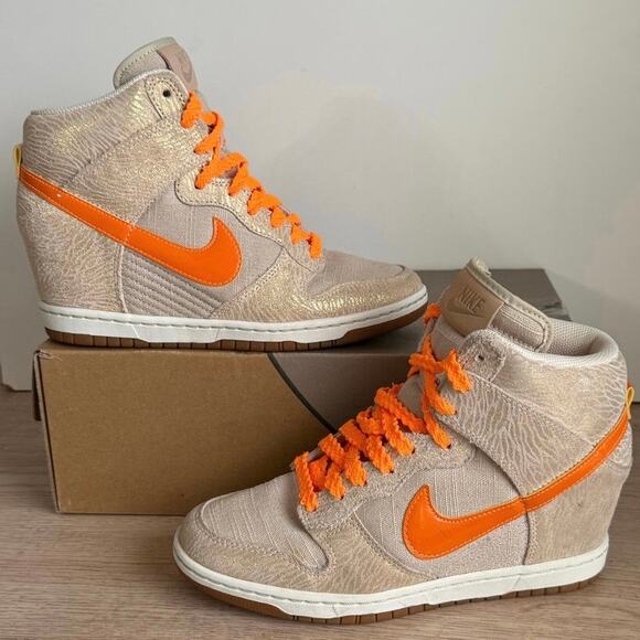 Nike Dunk Sky High Hidden Wedge Tan/Metallic Org Women Sneakers - SZ 8 - Picture 1 of 14